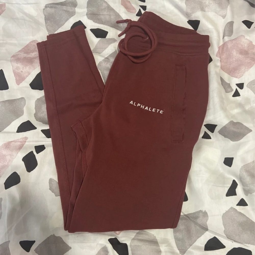 Alphalete Joggers